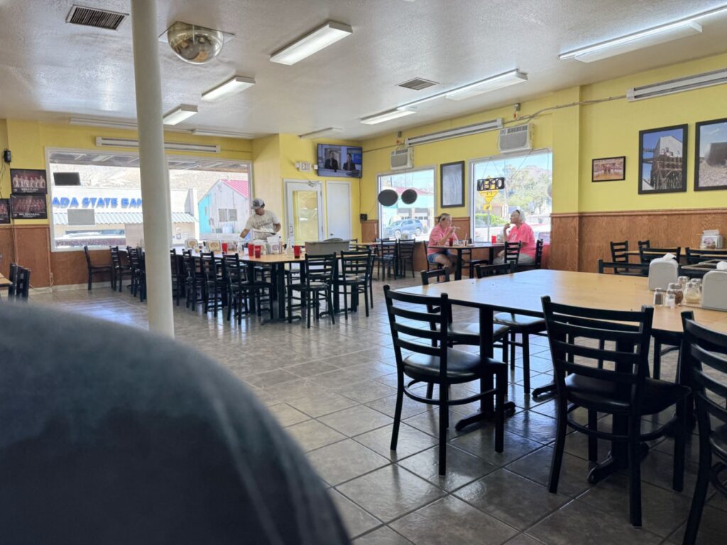 Hometown Pizza 4